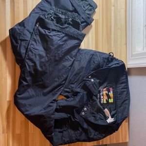 Billabong women’s snow (ski) pants.